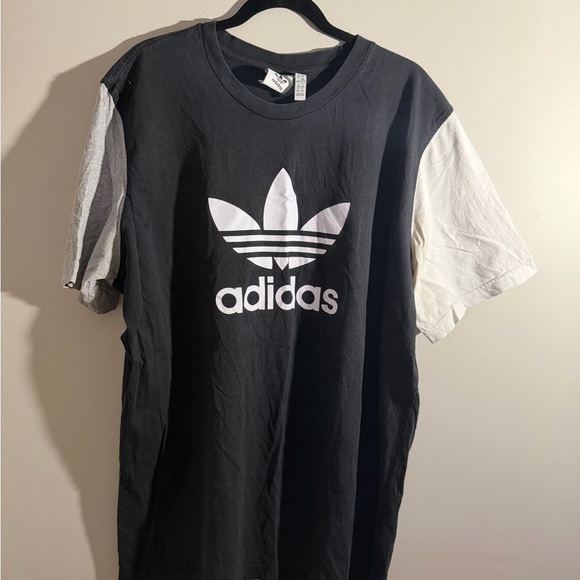 adidas Other - Adidas Originals Trefoil Logo Colorblock T-Shirt Black/Gray/White 2XL
